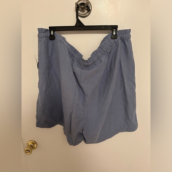 Old Navy drawstring shorts. Size XXL. New, never worn. - Picture 5 of 5